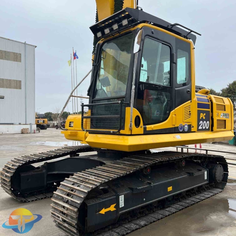 Used Komatsu PC200 excavator used construction equipment environmentally friendly cheap price
