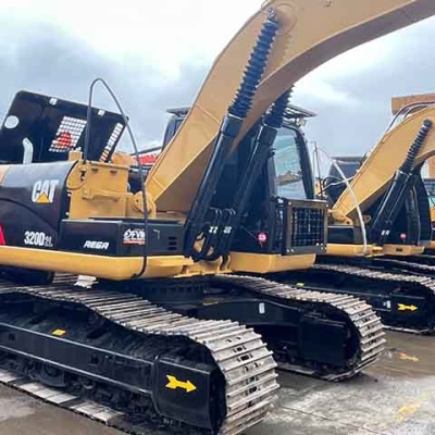 Used Caterpillar 320D2L crawler excavator with high quality engine and low consumption in good condition for sale.