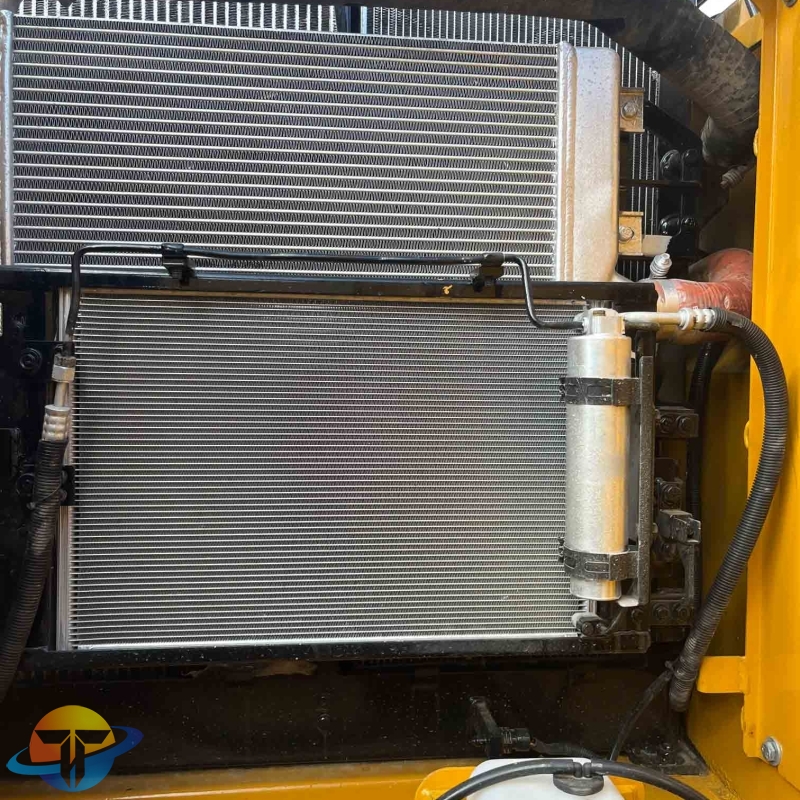 Imported from Japan, used Caterpillar 323D2L excavator for general construction use.