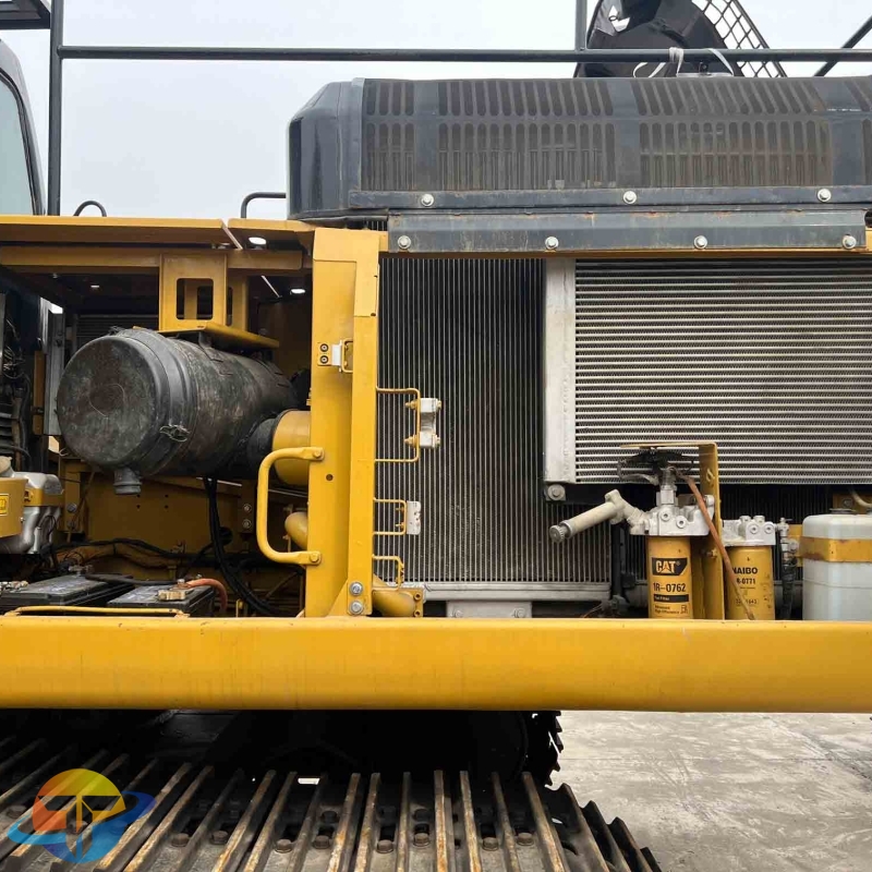 HOT!!! High quality Caterpillar CAT336D excavator for sale at low price Limited stock First come first served