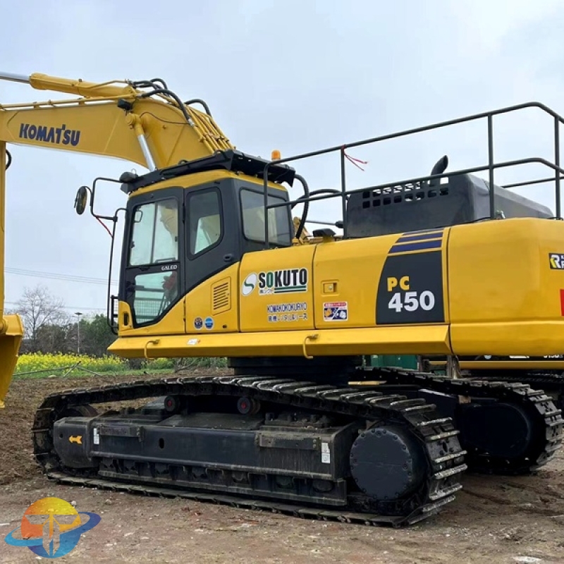 Second-hand Komatsu PC450-7EO excavator engineering equipment with low energy consumption is highly recommended