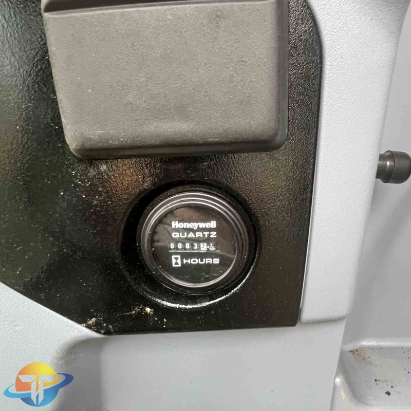 Hyundai 220LC-9C original Korean second-hand crawler excavator with good maintenance and high quality with engine, transmission and gear for sale.