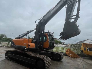 Hyundai 220LC-9C original Korean second-hand crawler excavator with good maintenance and high quality with engine, transmission and gear for sale.