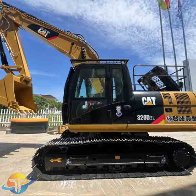 Japanese second-hand excavator Caterpillar CAT320D2L excavator high quality 20 tons cheap for sale