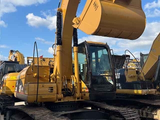 Caterpillar 320C crawler excavator used excavator is in short supply and is selling well worldwide.