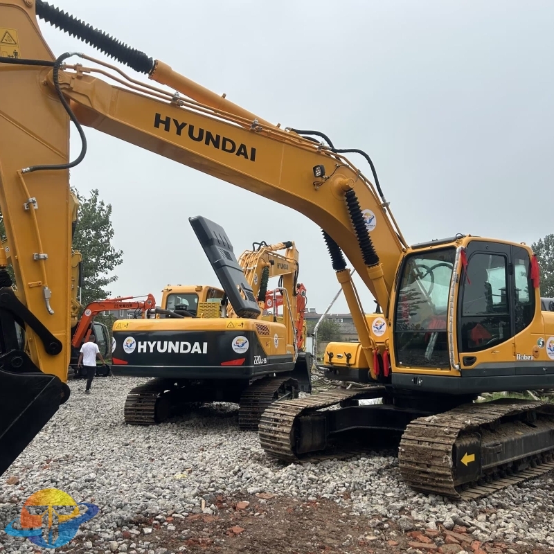 Best quality used Hyundai 220LC-9C excavator cheap price in good condition