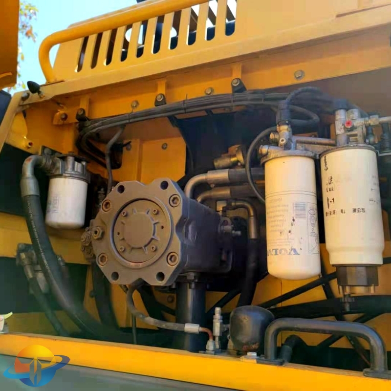 Second-hand Volvo EC380D excavator for sale at low price and high quality guarantee