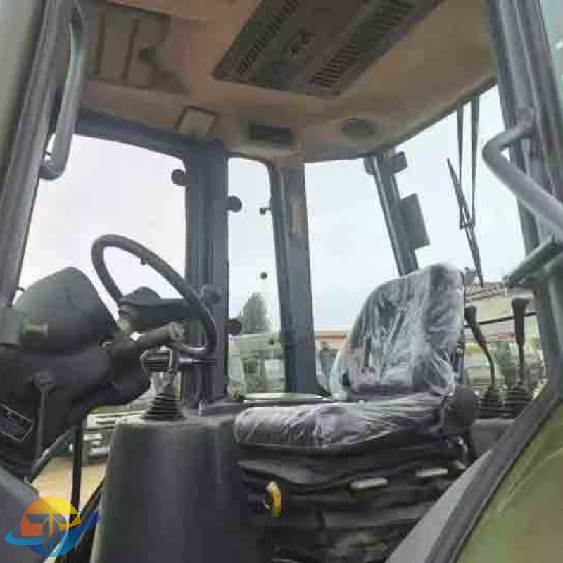 The all-new XCMG XT870 double-ended busy switch is a multi-functional machine that is easy to maintain and boasts excellent performance.