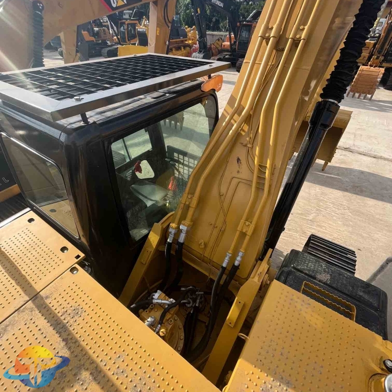 New original Caterpillar 329D2L excavator Japanese crawler excavator 329D2L used in good condition for sale.