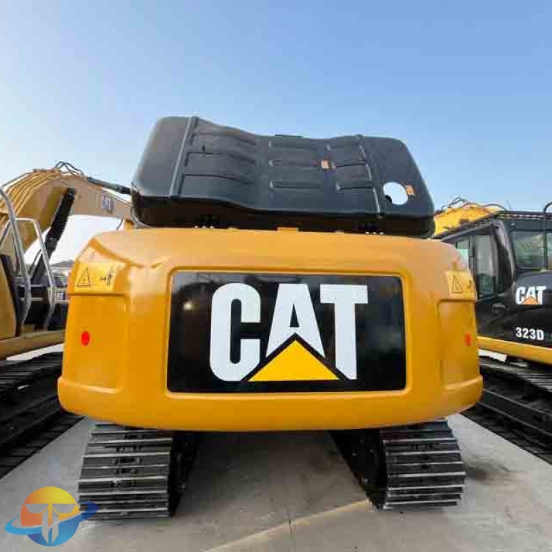 Original Caterpillar CAT320D2L excavator, used in construction, in good condition and for sale.