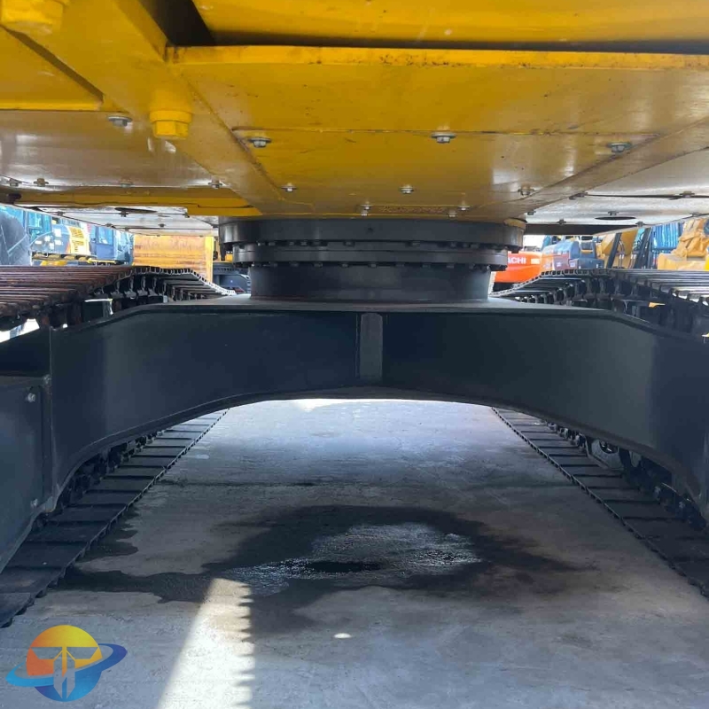 2022 genuine Komatsu PC220-8N1 excavator used construction machinery with good performance for sale.