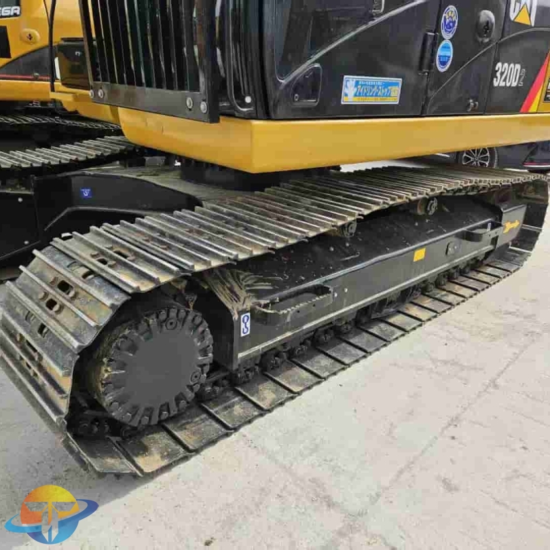 Hot sale original used Caterpillar CAT320D2 excavator in good condition, low working hours and low price