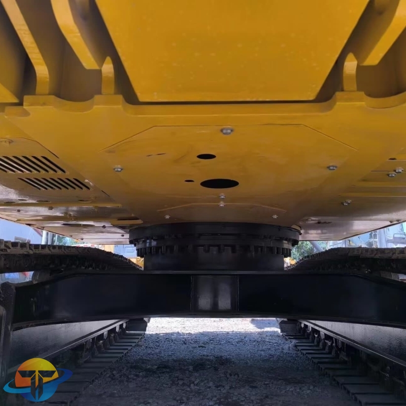 High quality second-hand excavator Caterpillar CAT320D2L excavator cheap and easy to operate