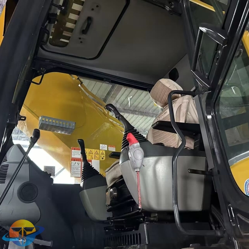 Original imported second-hand Komatsu PC450 excavator for sale with low working hours and low price