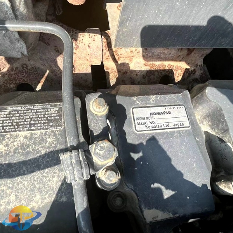 Used Komatsu PC400-8 excavator earthmoving machine in good condition