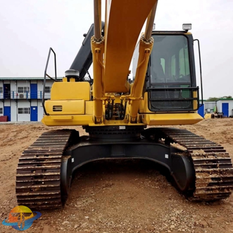 used Komatsu PC300-7 excavator in good condition and low price