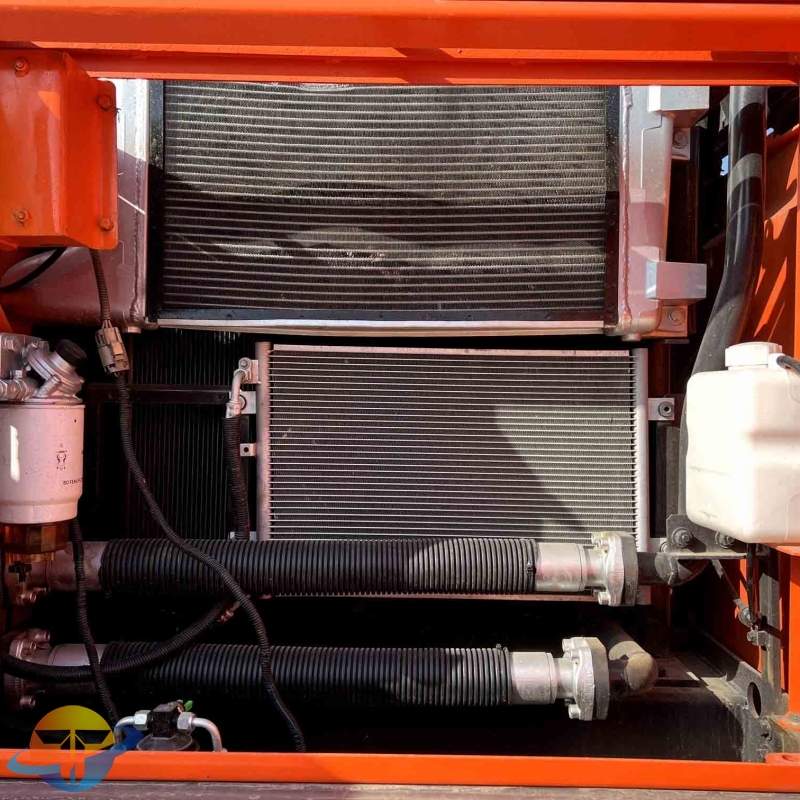 Good performance second-hand Doosan DX225LC Excavator low working hours for sale worldwide