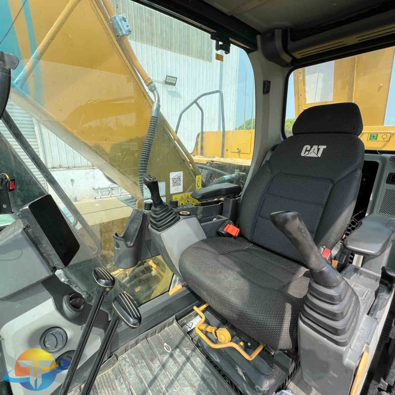 Japanese second-hand excavator Caterpillar CAT320GC excavator panda repaint special price for sale