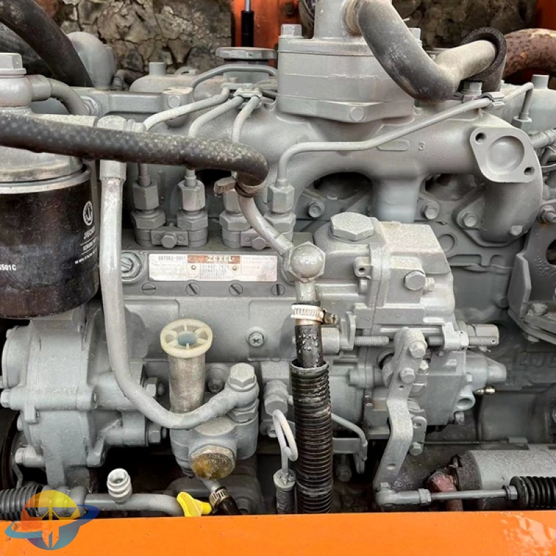 Cheap second-hand Hitachi ZX70 excavator low working time highly recommended