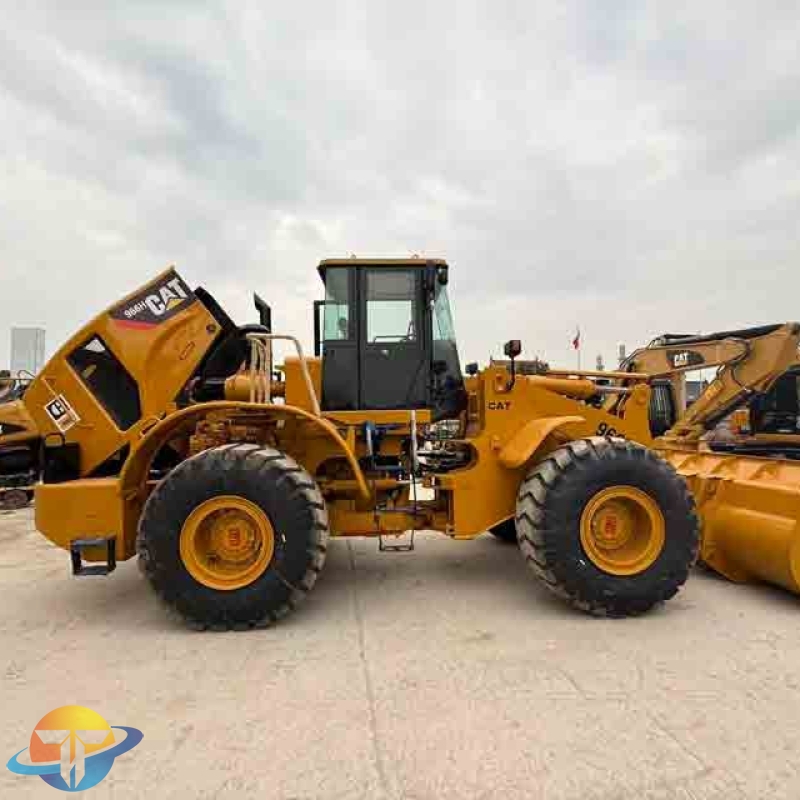 The Caterpillar CAT966H loader is in good condition, has strong power, and is available for immediate sale.