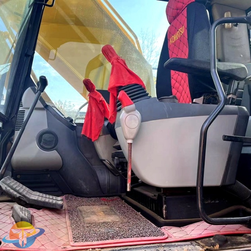 Used new arrival Kobelco SK260 excavator with short working time for sale