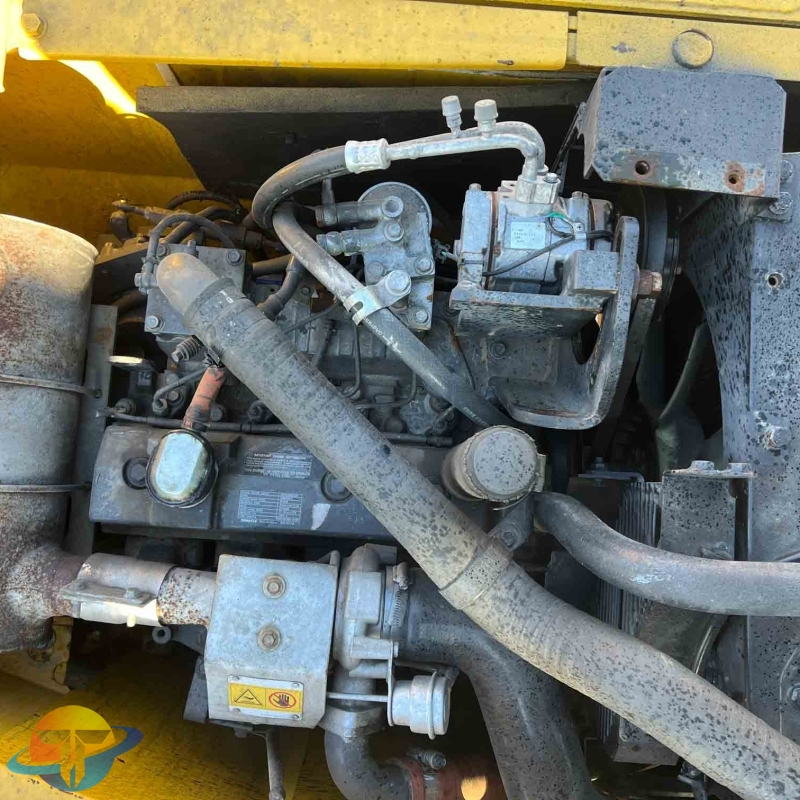 Small excavator Komatsu PC130 excavator second-hand excavator low working time good operation for sale