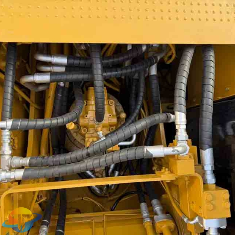 Caterpillar CAT320D2L excavator, an ideal choice for high-quality construction and mining machinery, is available for sale.