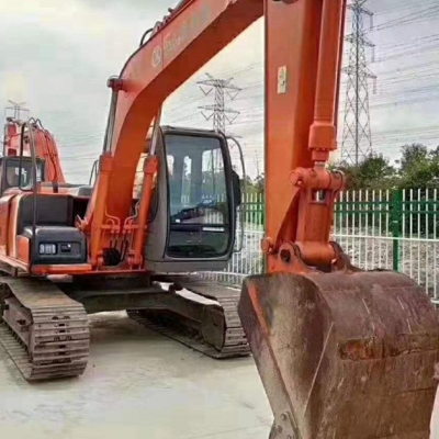 Second-hand Hitachi ZX120-6 excavator is suitable for energy-saving and environmental protection projects