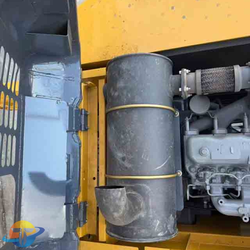 The best-selling XCMG XE215CA excavator in China is an economical choice and is available for immediate sale.