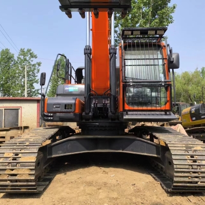 Imported second-hand Doosan DX225LC-9C excavator for sale at low price with low working hours