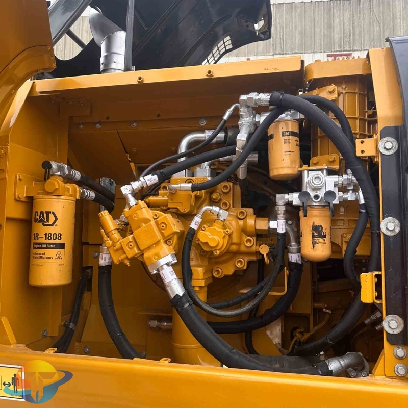 Used Caterpillar CAT336D2L excavator, excellent performance and reliable equipment, for sale.