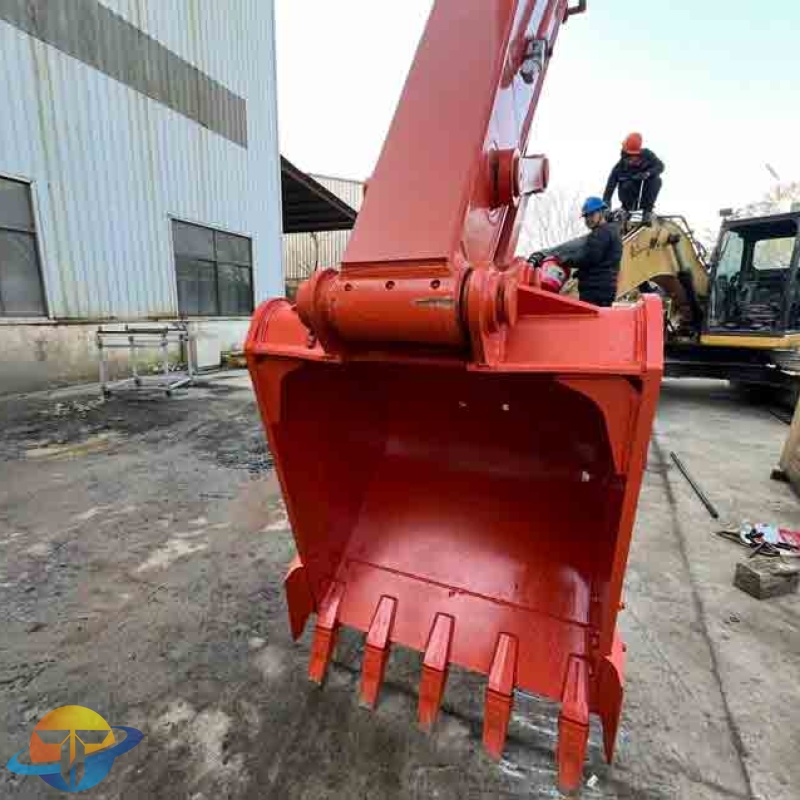 Original used Hitachi 200 excavator, high-quality earthmoving machinery for sale.