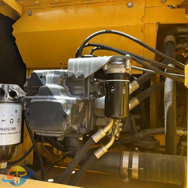 Second-hand Komatsu PC200-8 excavator crawler excavator for sale