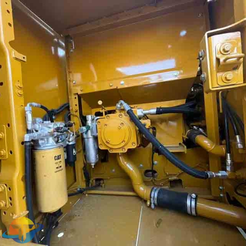 Caterpillar CAT320 high-spec used excavators have high value and high returns and are currently selling well.