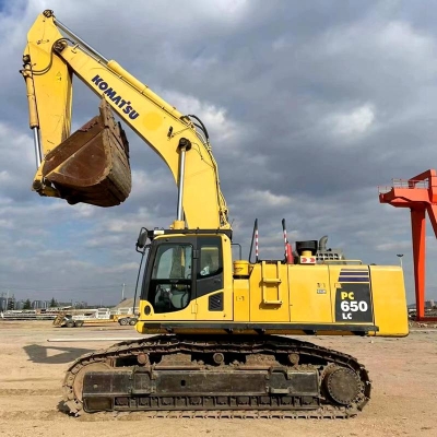 Used Komatsu PC650-8 excavator large excavator best price