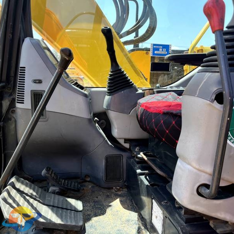 Used Komatsu PC128 excavator medium excavator quality assurance price