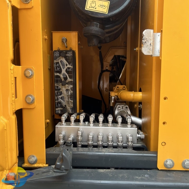 Best quality used Hyundai 220LC-9C excavator cheap price in good condition