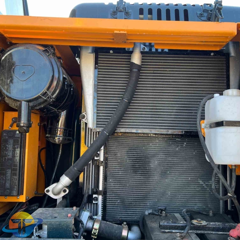 High quality original Hyundai R150LC-9 excavator in perfect condition at a super cheap price