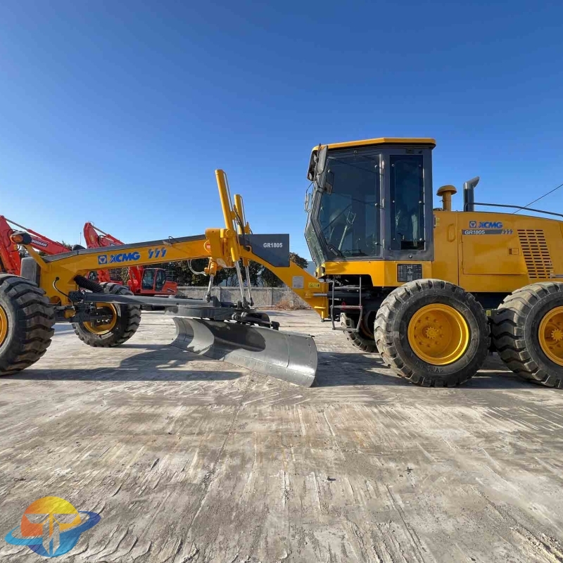 China XuGong GR1805 Motor Grader best price high quality for sale