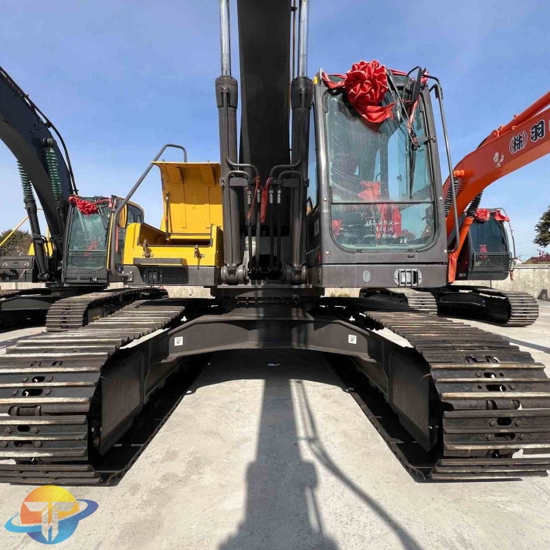 Construction Equipment Machinery Used Volvo EC210 for sale at low prices