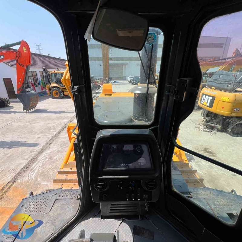 Used Shantui SD32W Bulldozer Painted Original For Sale Good Working Condition Low Price