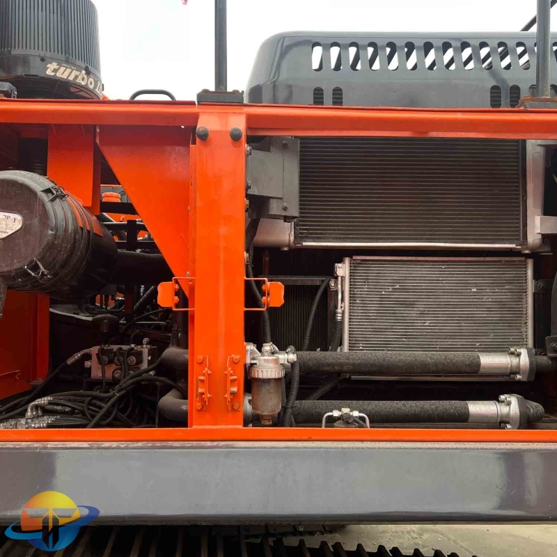 High quality second hand Doosan DX225LC-9C Excavator is hot selling at a low price Welcome to call us for consultation