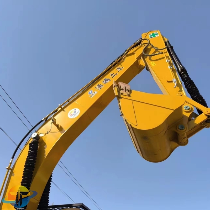 Used Caterpillar CAT323D2L excavator with core engine for sale cheap