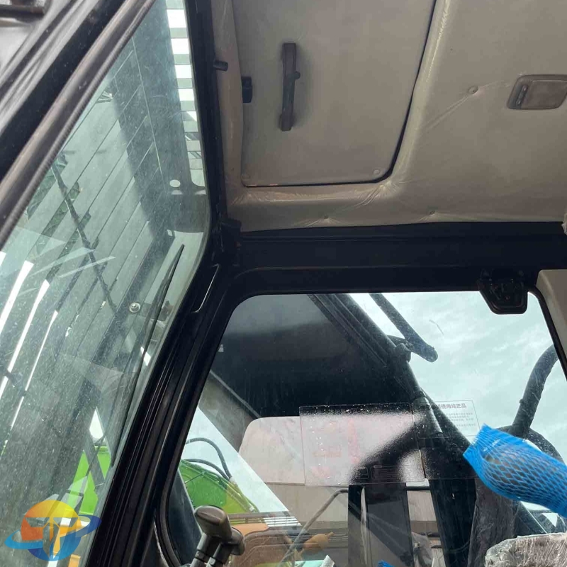 Hyundai 220LC-9S used hydraulic excavator is environmentally friendly and low energy consumption and is hot selling.