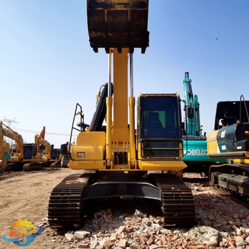 Used Komatsu PC200-8 excavator original low price