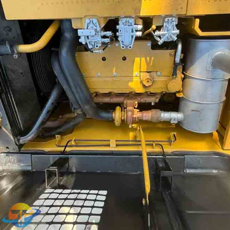 Caterpillar CAT320D2L used excavators are in good condition, priced well, and are popular worldwide.