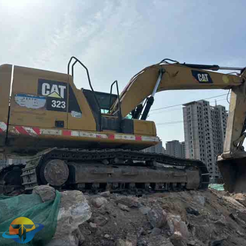 2018 Caterpillar CAT323 excavator, high-spec model, original parts, powerful and in high quality, for sale.