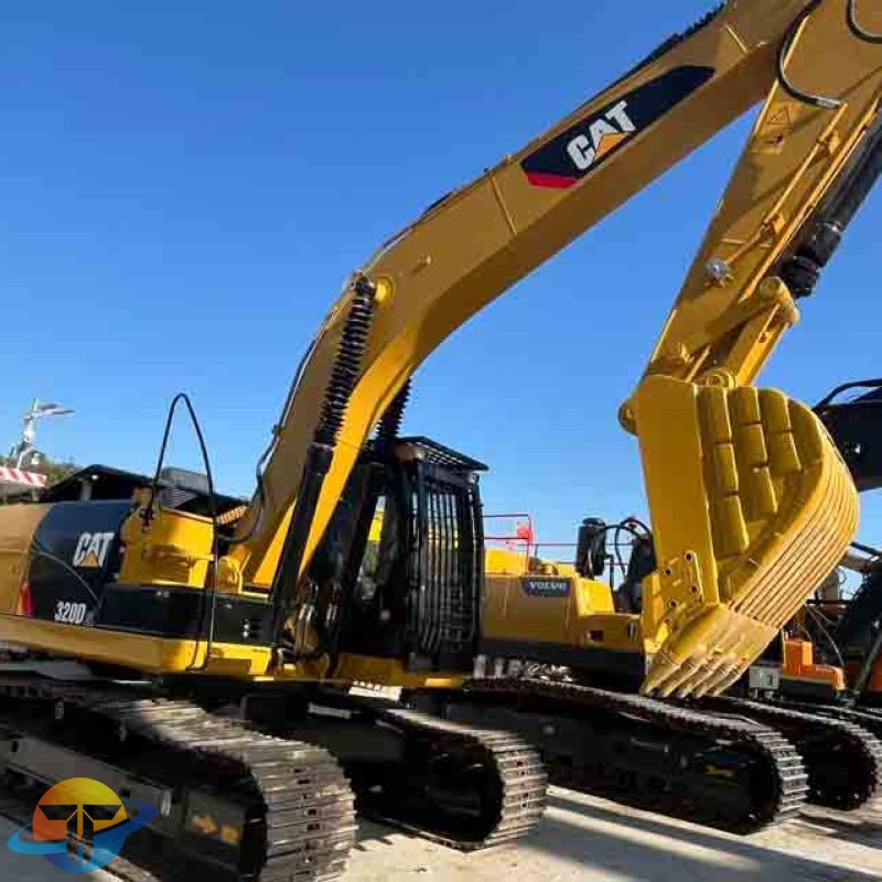 Caterpillar CAT320D2L used excavators are in good condition, priced well, and are popular worldwide.