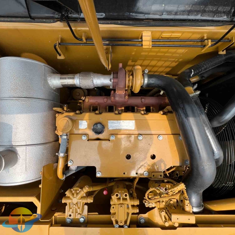 20 ton medium excavator used Caterpillar CAT320D2L excavator high quality direct sales