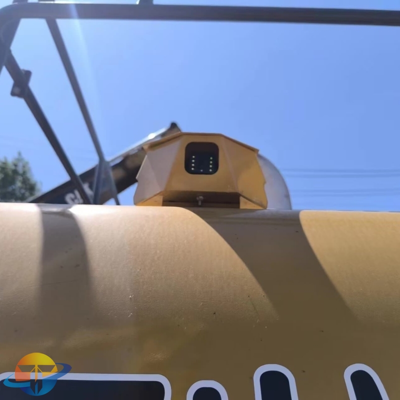 High quality second-hand excavator Caterpillar CAT320D2L excavator cheap and easy to operate